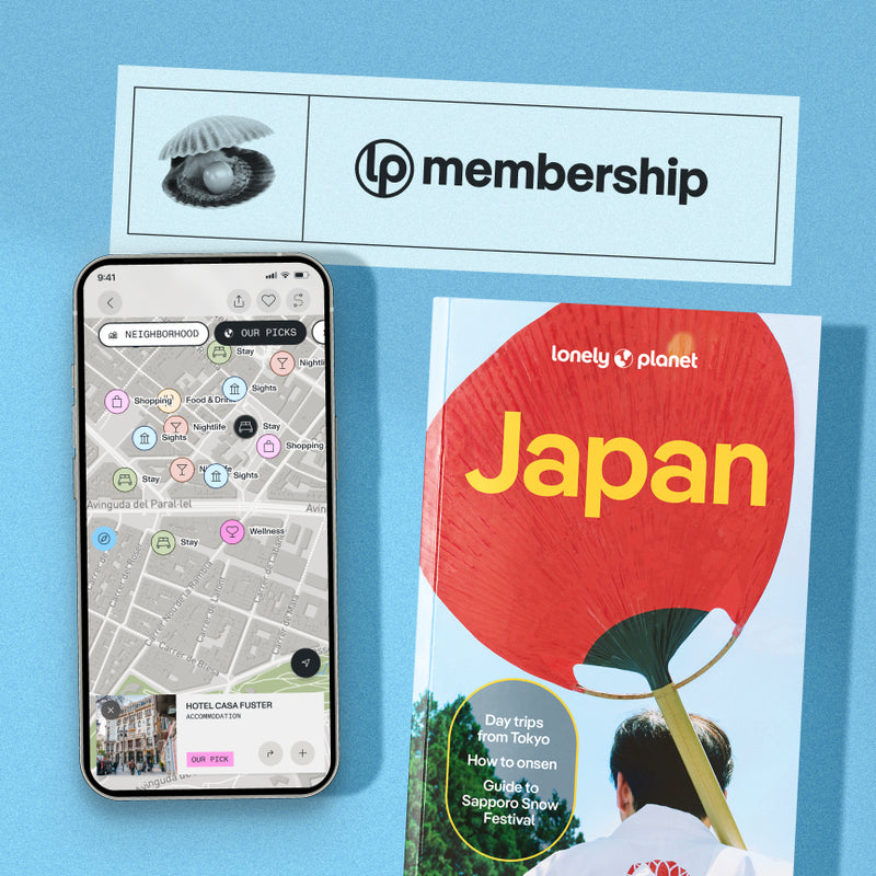 <p>Members Save 10%, Plus a Free Book</p>